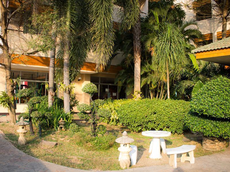 The Residence Hotel -Sha Extra Plus Chiang Mai Bagian luar foto